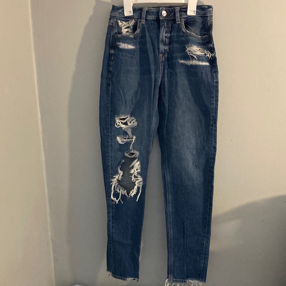 American Eagle Outfitters Dark Blue Distressed mom Jeans